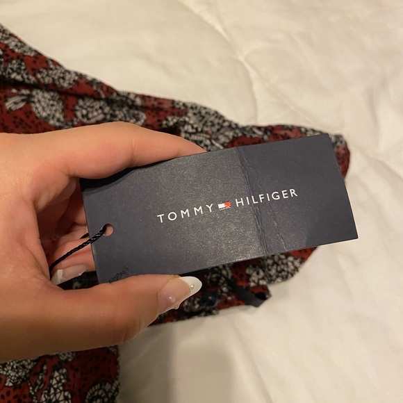 Tommy Hilfiger Floral Print Chiffon Split V-Neck Drawstring Waist MIDI Dress - Picture 7 of 7